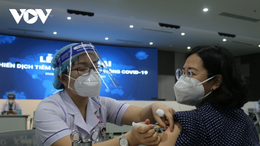 Hà Nội có thêm 2.791 F0, đã tiêm hơn 1 triệu liều vaccine Covid-19 mũi 3